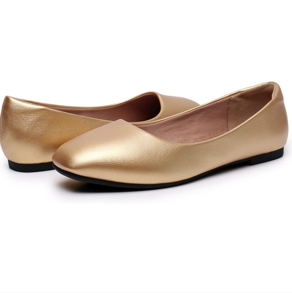 venus celia Shoes - Gold Flats (2 DIFFERENT SIZES!)